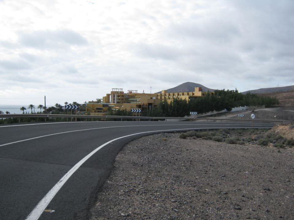 Das Hotel von außen SBH Club Paraiso Playa