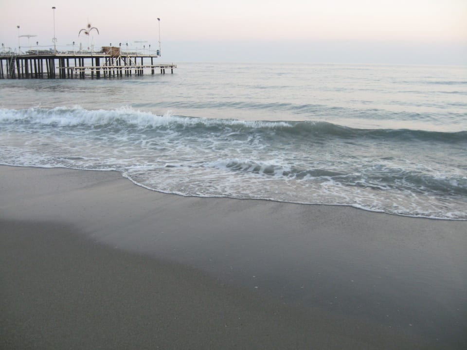 Вид на пирс Senza Grand Santana Hotel