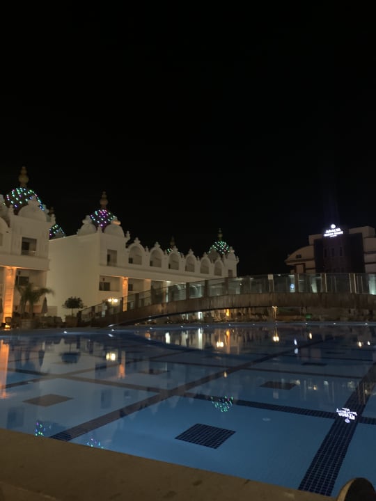 Pool Oz Hotels Side Premium