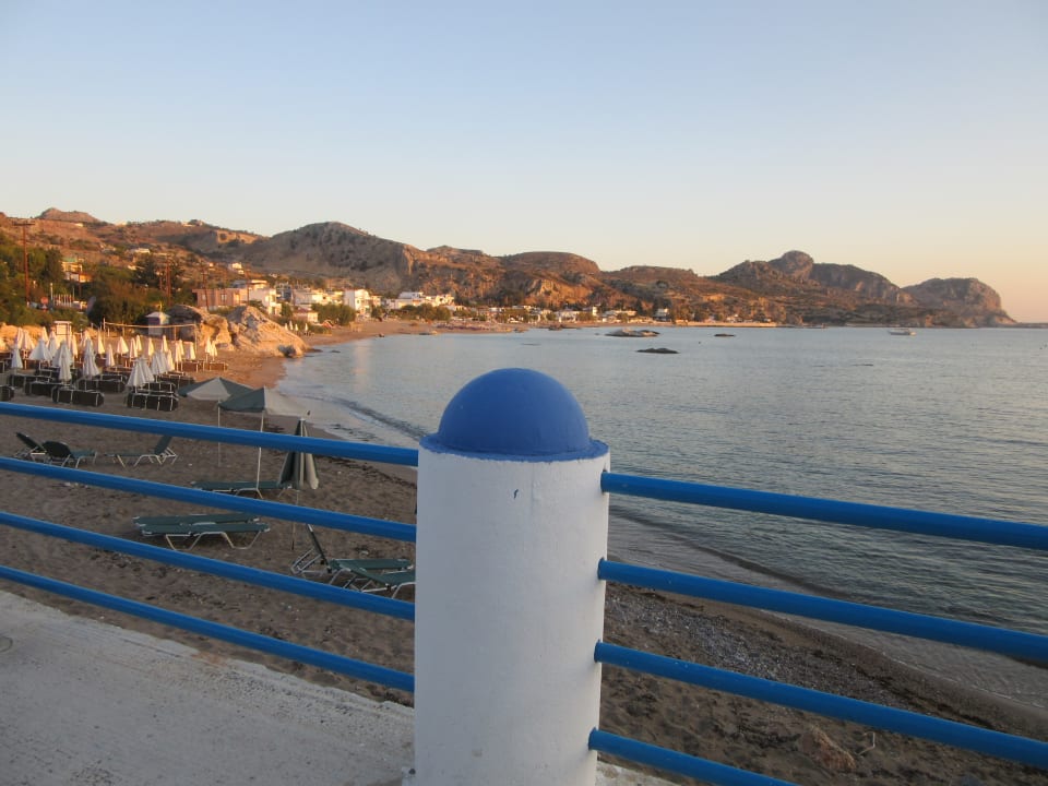 Strand George Apartments Stegna