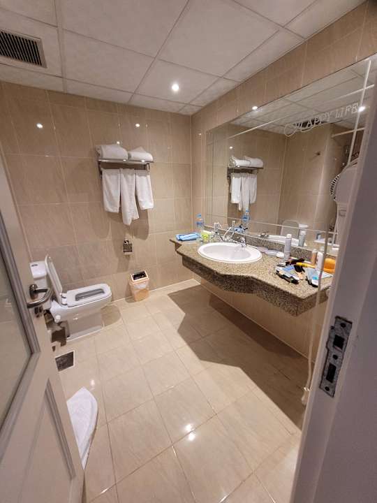 Zimmer Three Corners Happy Life Beach Resort