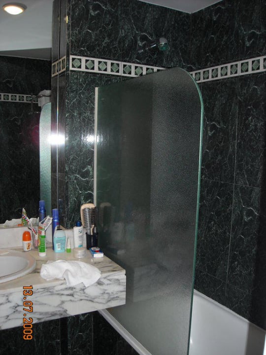 Zimmer 319 Badewanne mit Duschgelegenheit Gran Canaria Princess