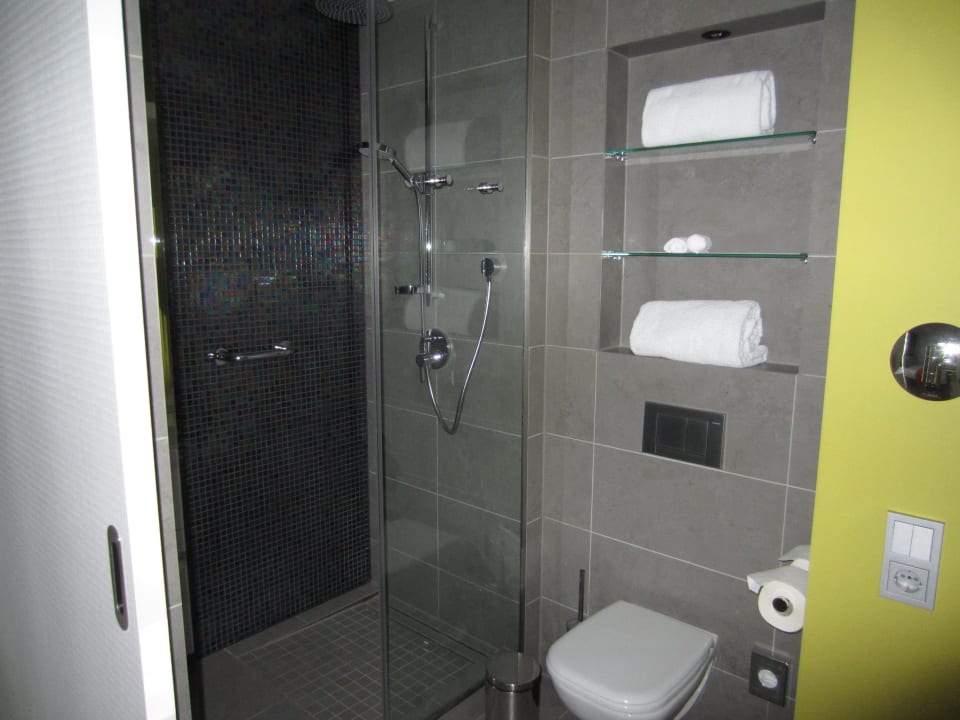 Badbereich Hotel Indigo Berlin - Ku'damm