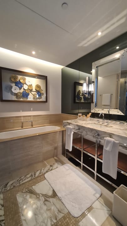 Zimmer Grand Plaza Mövenpick Media City