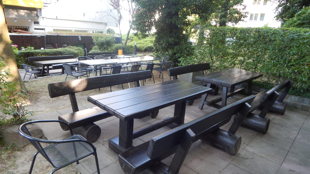 Gartenanlage Hotel ISG Heidelberg