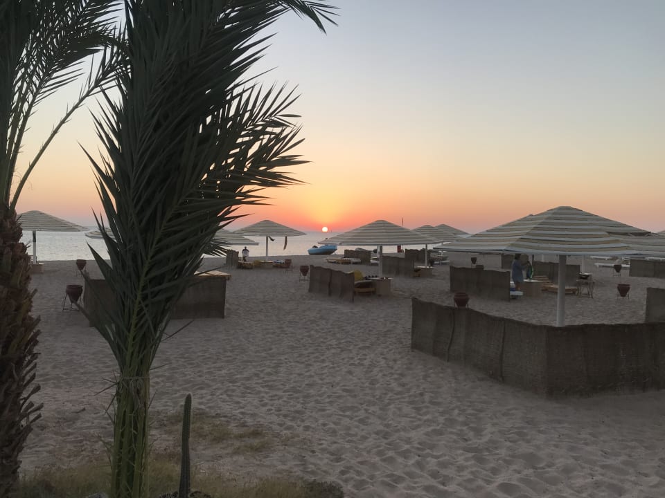 Strand Menaville Safaga