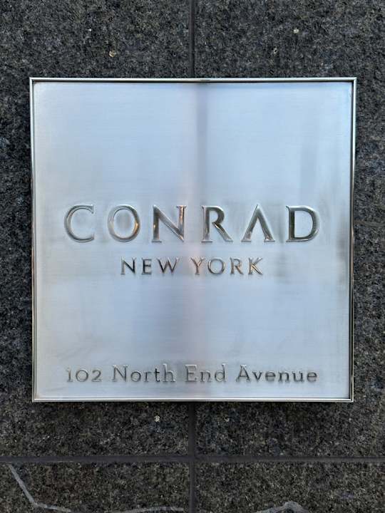 Außenansicht Conrad New York Downtown