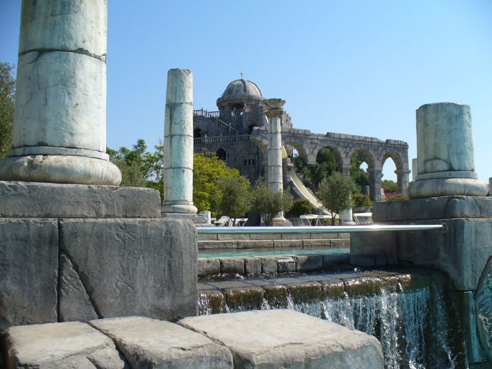 Antik-Pool & Rutschenturm Xanadu Resort Hotel