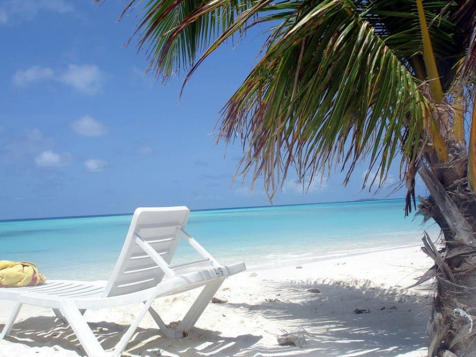 Strandabschnitt zu Wasserbungi 107 Summer Island Maldives