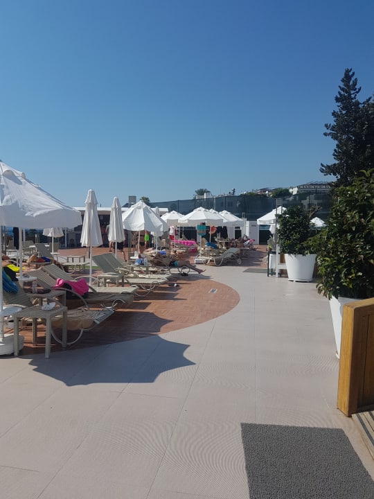 Sonstiges Azura Deluxe Resort & Spa Hotel