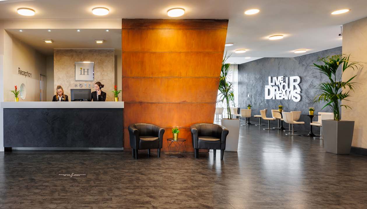 Lobby iH Hotels Milano Lorenteggio
