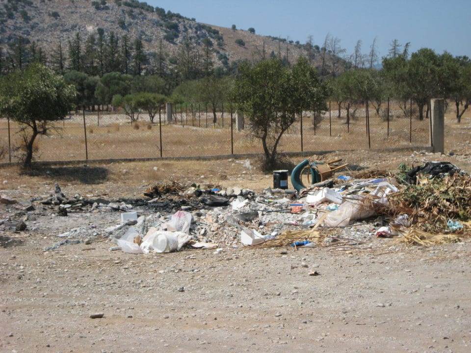 Müllplatz  Hotel Golden Odyssey