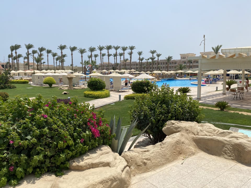 Gartenanlage Beach Albatros Resort