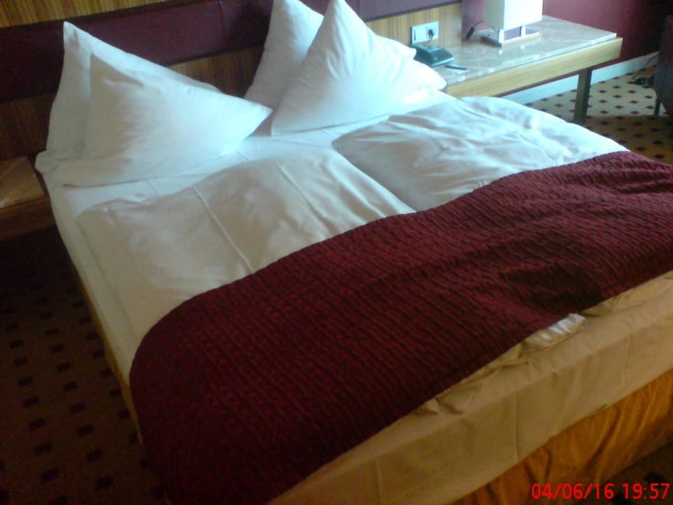 Bett ScanHotels City Rostock