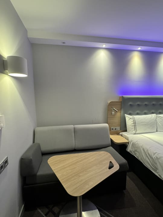 Zimmer Premier Inn Leipzig City Hahnekamm Hotel