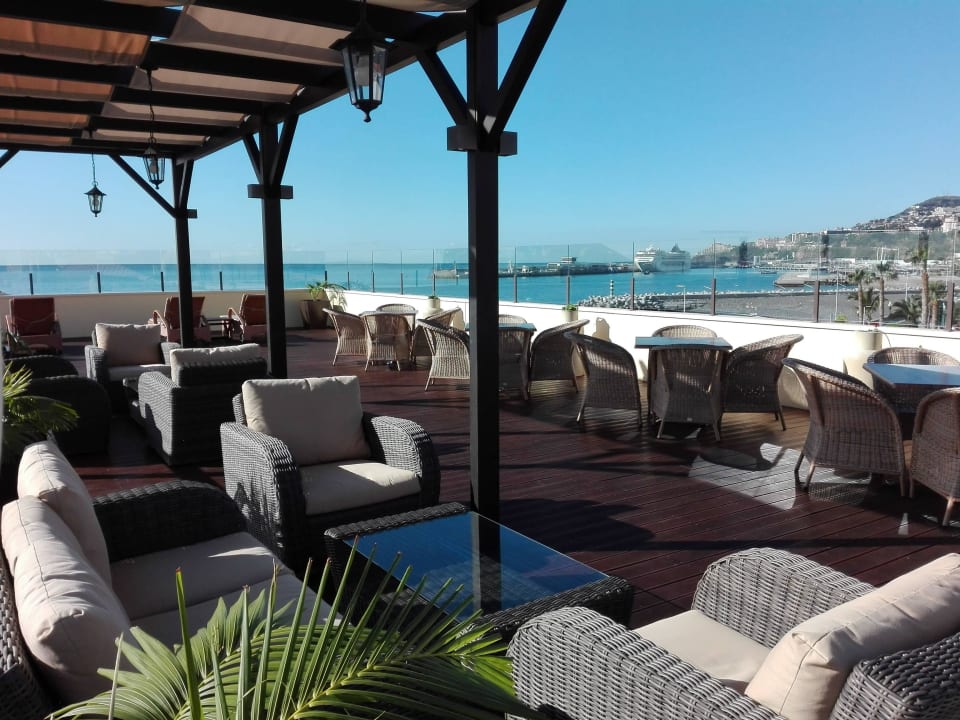 Dachterrasse Hotel PortoBay Santa Maria
