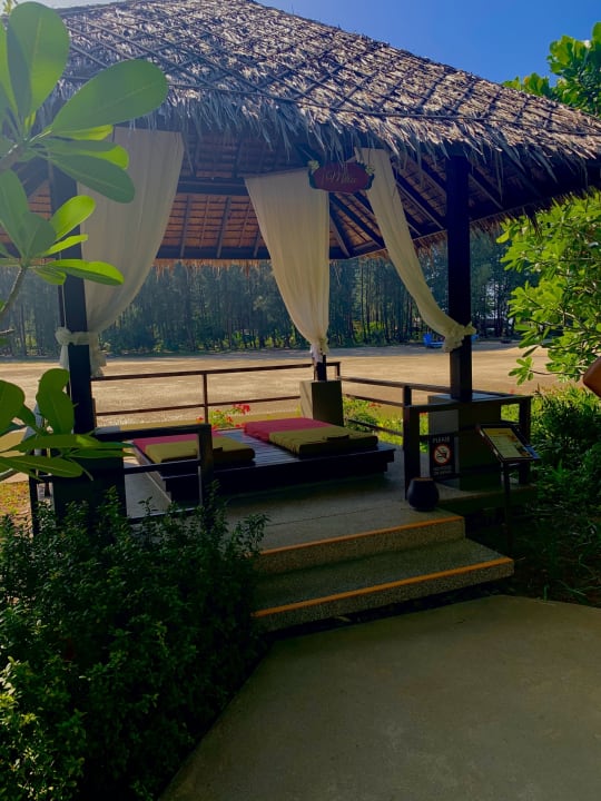 Gartenanlage Apsara Beachfront Resort & Villa - SHA Extra Plus