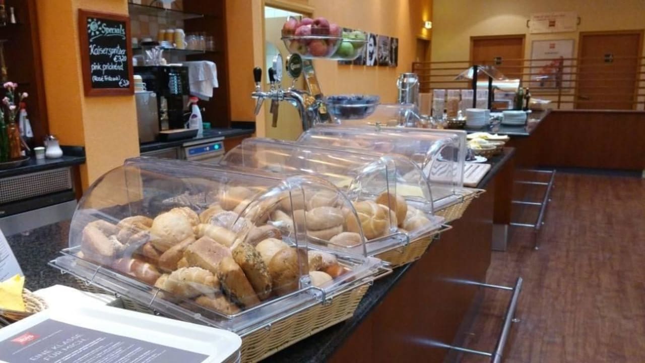 Frühstücksbuffet ibis Wien City