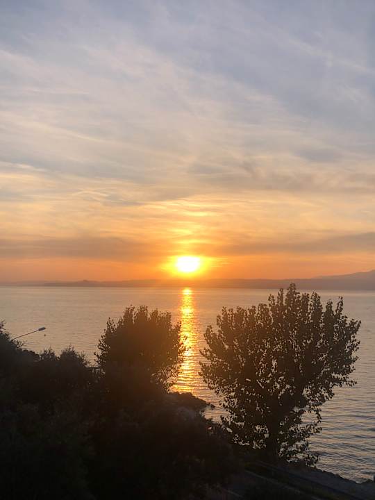 Ausblick Attilio High Living Suites - Adults Only