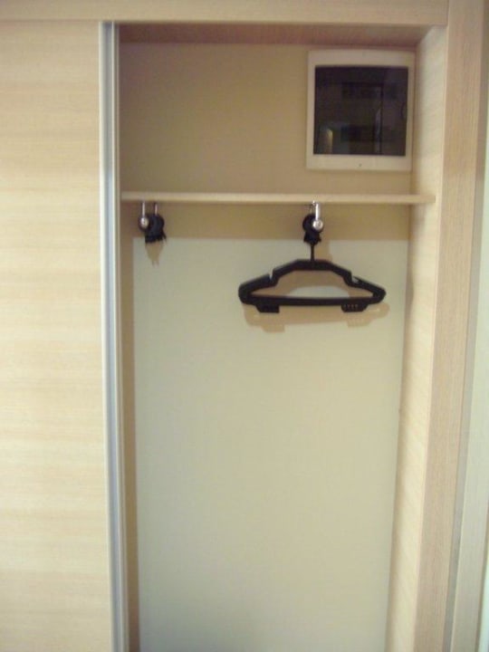 Kleiderschrank Economy Zimmer Hane Family Resort