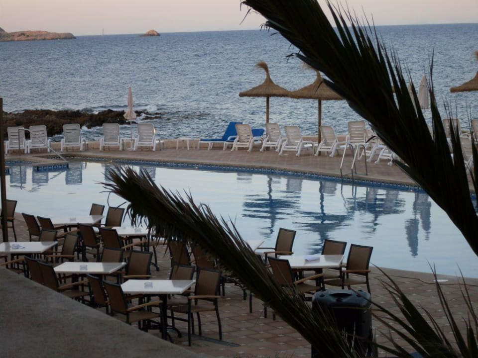Traumhaftes Badeplateau am Abend Grupotel Aguait Resort & Spa - Adults only