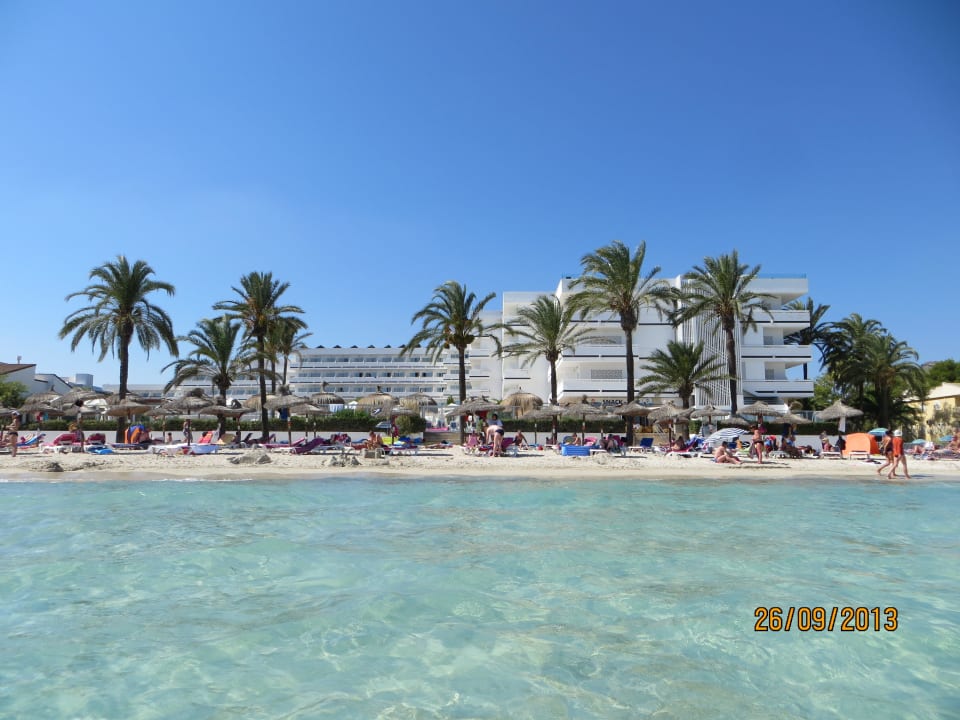 Blick vom Meer aufs Hotel Hotel Condesa