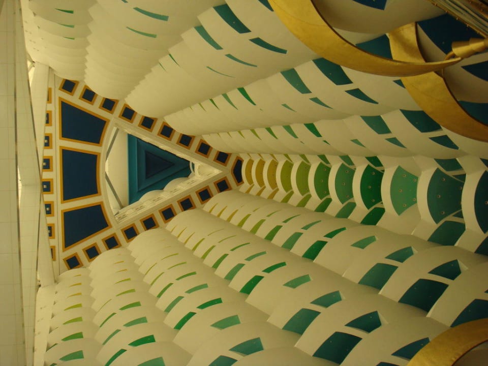 Lobby Blick nach oben Burj Al Arab
