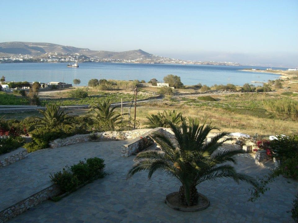 Ausblick Richtung Parikia Paros Agnanti Resort