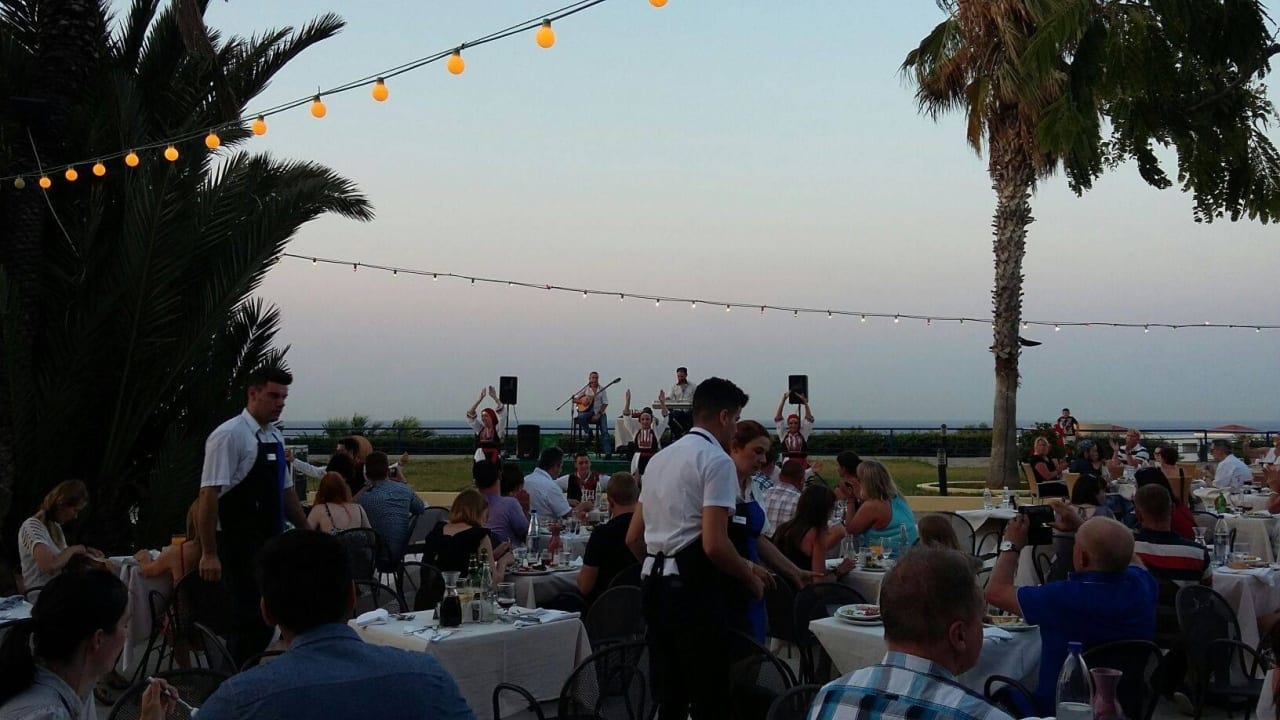 Außenbereich nur Montags Kresten Palace Hotel