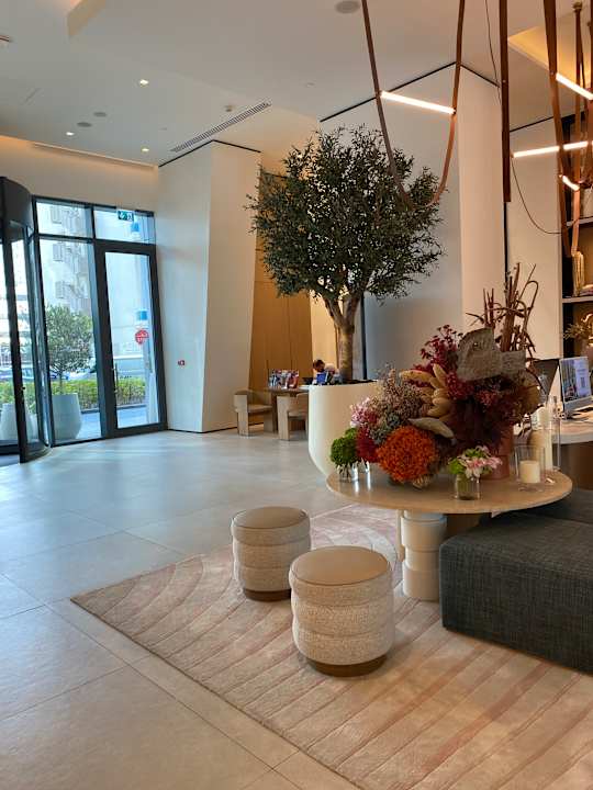 Lobby Vida Dubai Marina & Yacht Club