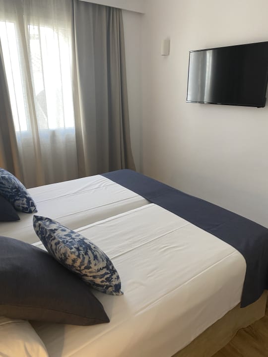 Zimmer Parque Nereida Suites Hotel