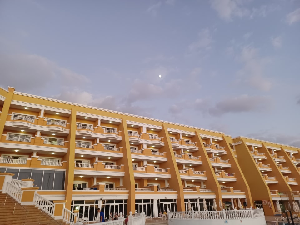 Außenansicht Chatur Playa Real Resort