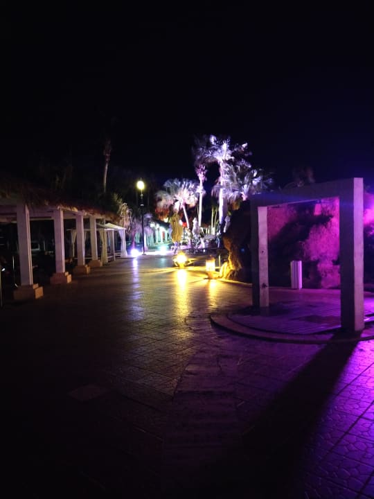 Gartenanlage Royalton Hicacos Resort & Spa - Adults only