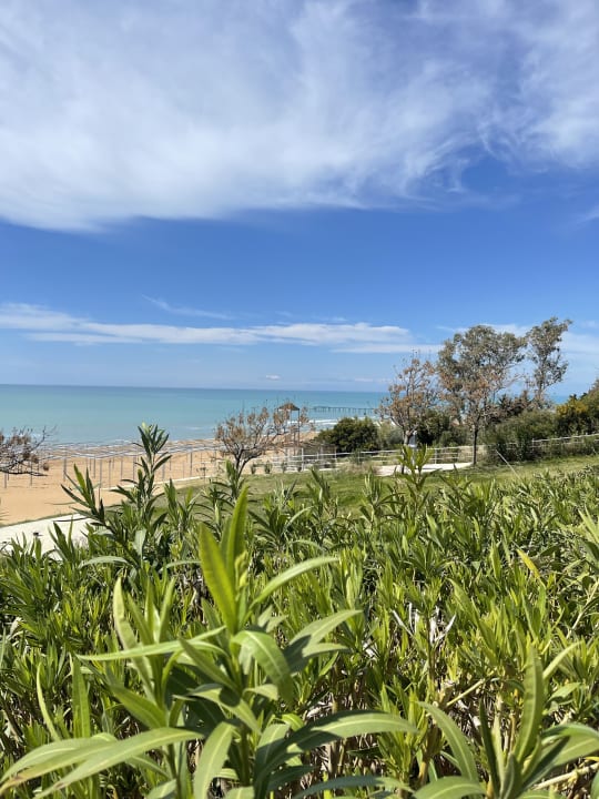 Strand Bella Resort & Spa