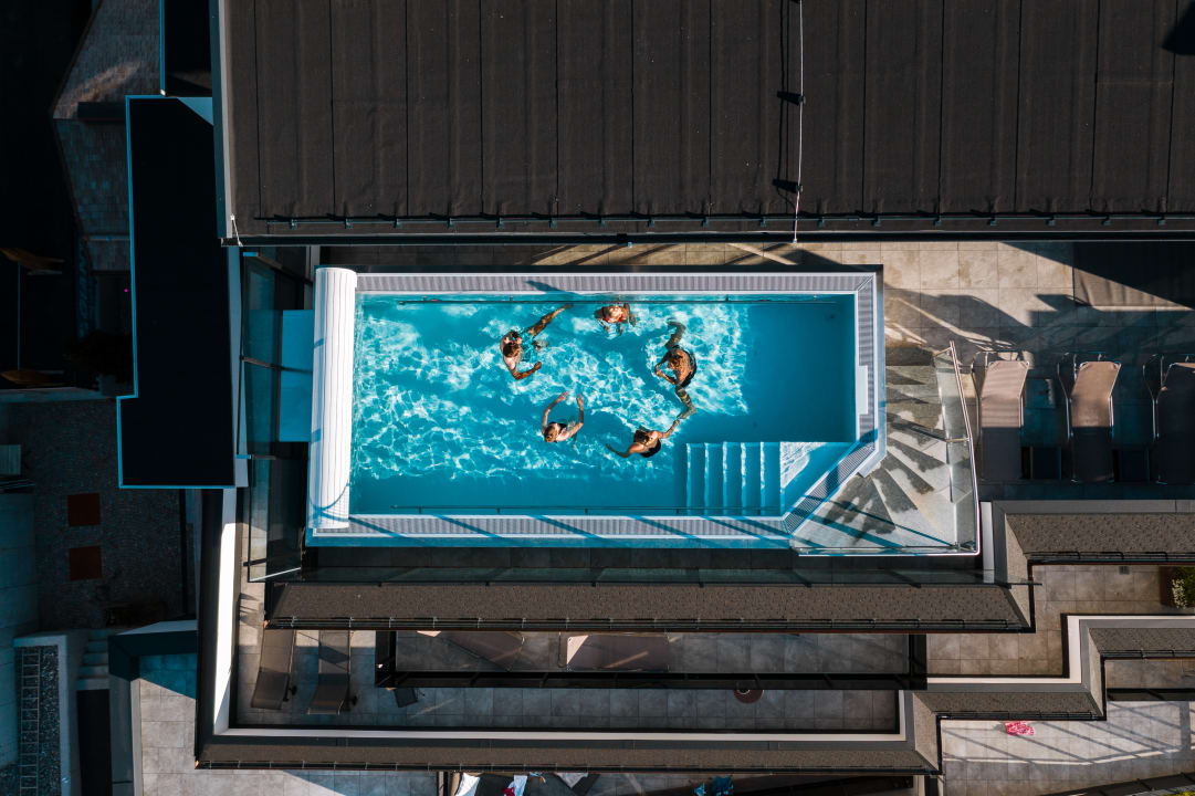 Pool Suites by Mein Almhof