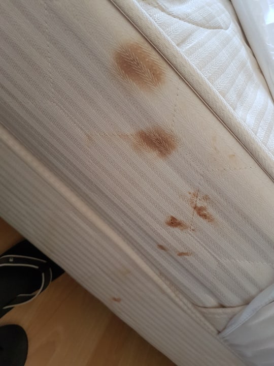 Zimmer Hotel Crown Resort Henipa