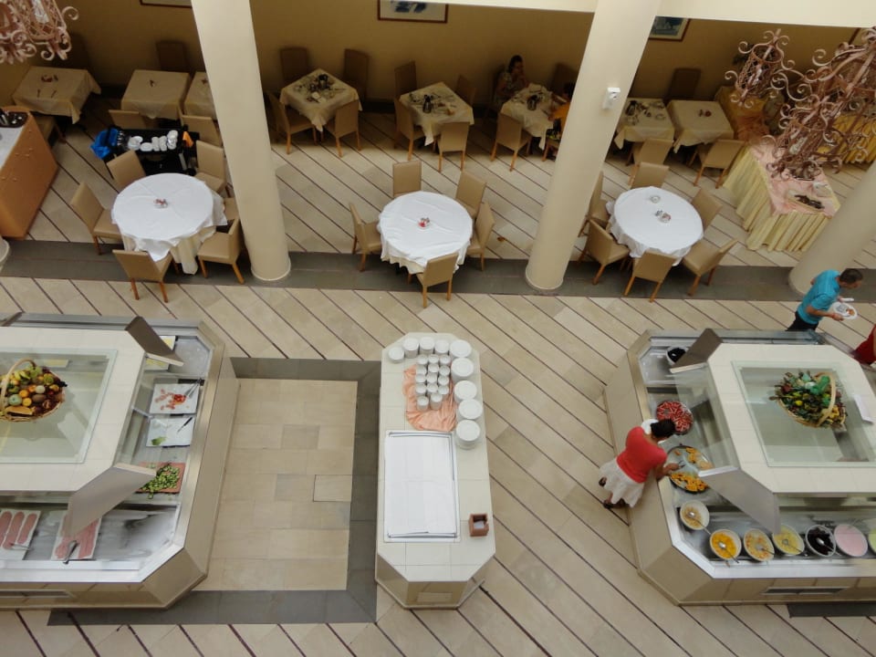 Widok na bufet Lindos Royal Resort