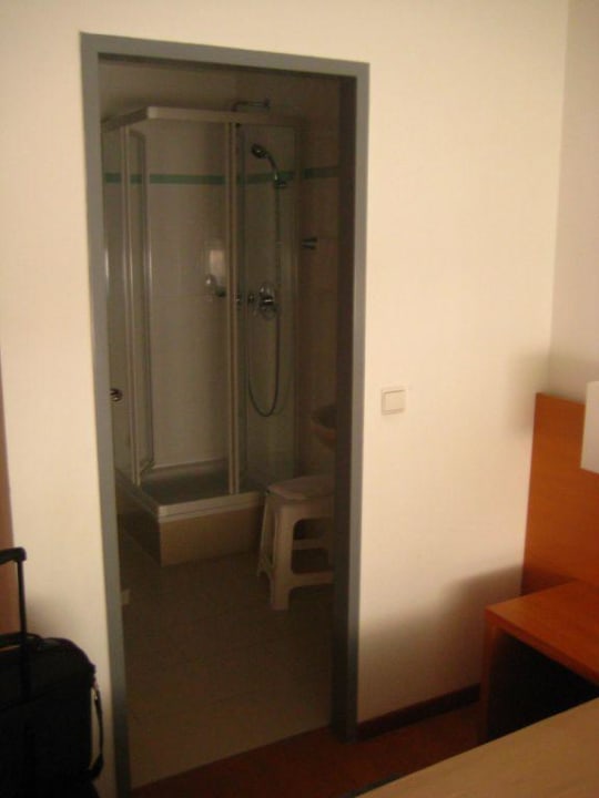 Blick Badezimmer City Hotel Albrecht