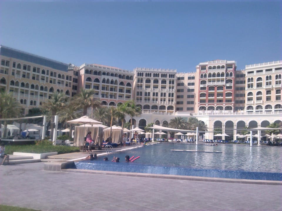 Hotelanlage  The Ritz-Carlton Abu Dhabi Grand Canal