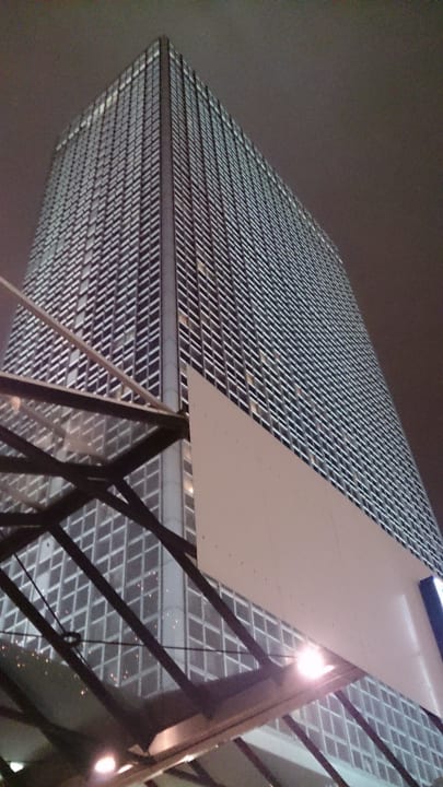 Ansicht von Haupteingang nach oben Park Inn by Radisson Berlin Alexanderplatz