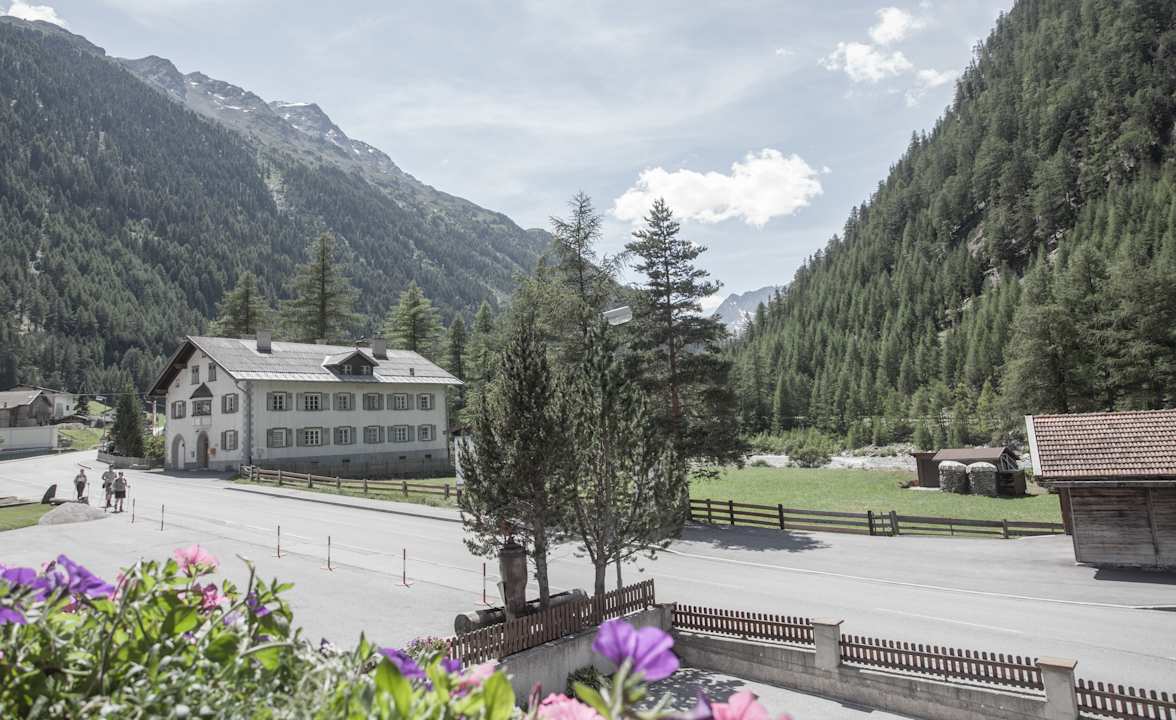 Ausblick Hotel Garni Ötztal ROOMS & APARTS