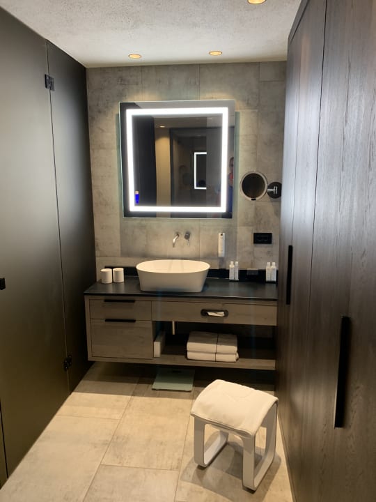 Zimmer Quellenhof Luxury Resort Lazise