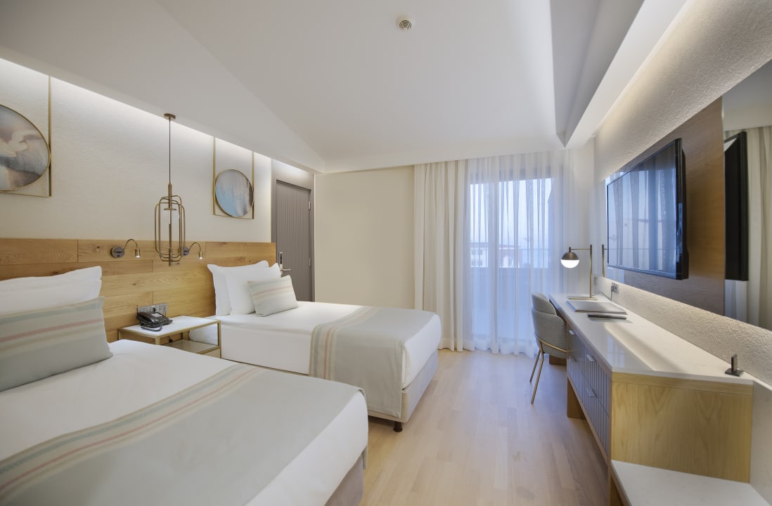 Zimmer Hotel Miramare Beach