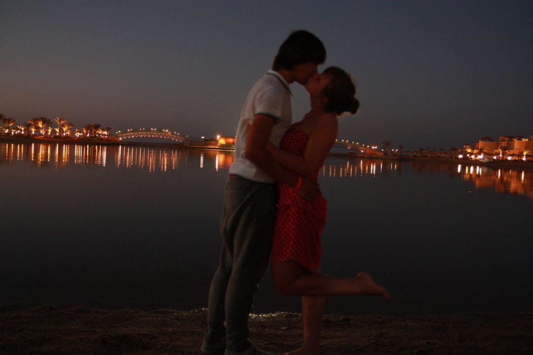 Лагуна Desert Rose