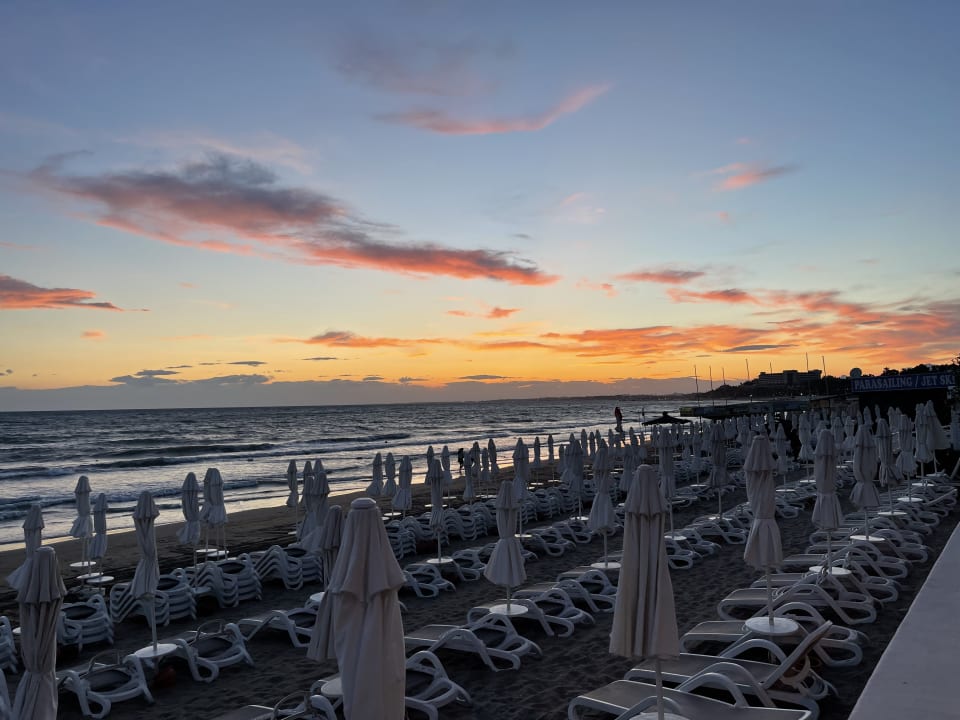 Strand Side Bay Hotel