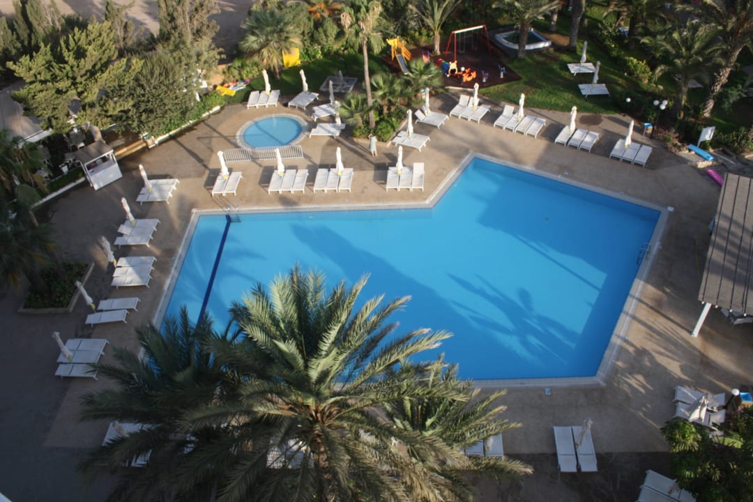 Blick vom Zimmer Crystal Springs Beach Hotel