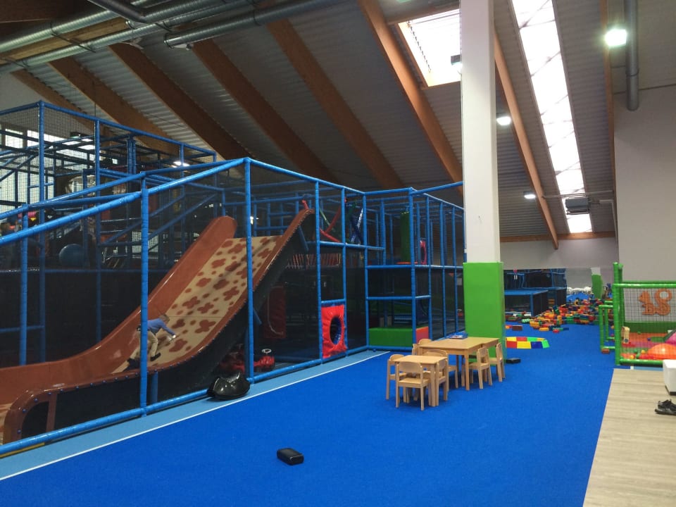 Indoor Spielplatz Klettergerüst Aldiana Club Ampflwang