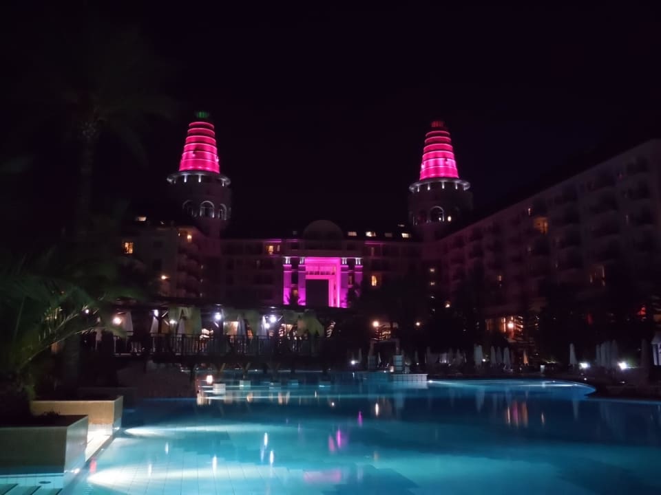 Nachtansicht Hotel Delphin Diva