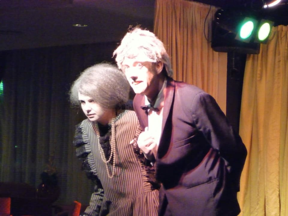 Dinner for One Animation Hipotels Hipocampo Playa