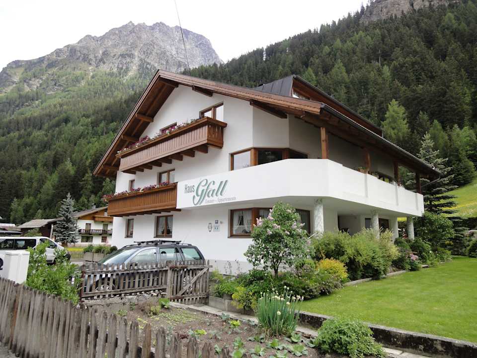 Außenansicht Pension Haus Gfall